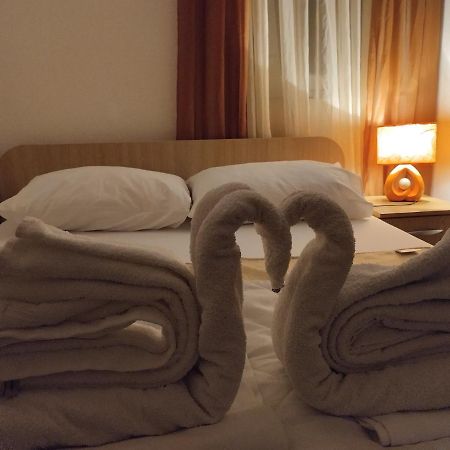 Pansion Danijel Hotel Medjugorje Ngoại thất bức ảnh