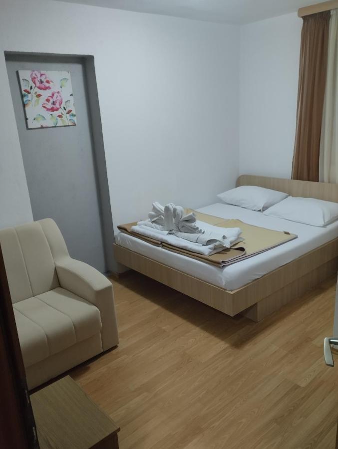 Pansion Danijel Hotel Medjugorje Ngoại thất bức ảnh